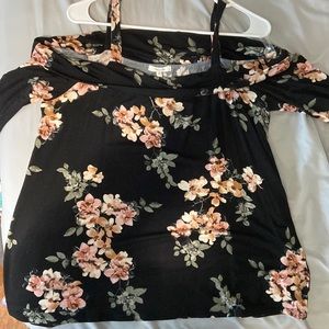 floral print off the shoulder top. size large. from Maurice’s.